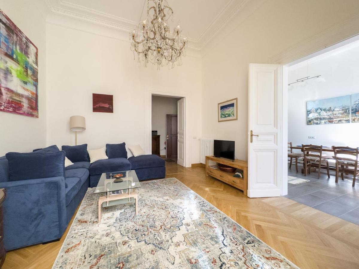 Home The River Rome Luaran gambar